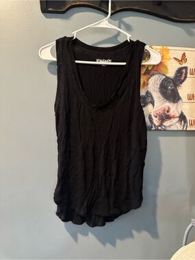 Mudd Black Scoop Neck Sleeveless Tank
